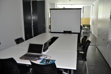 Fes clic aquí per reservar una sala